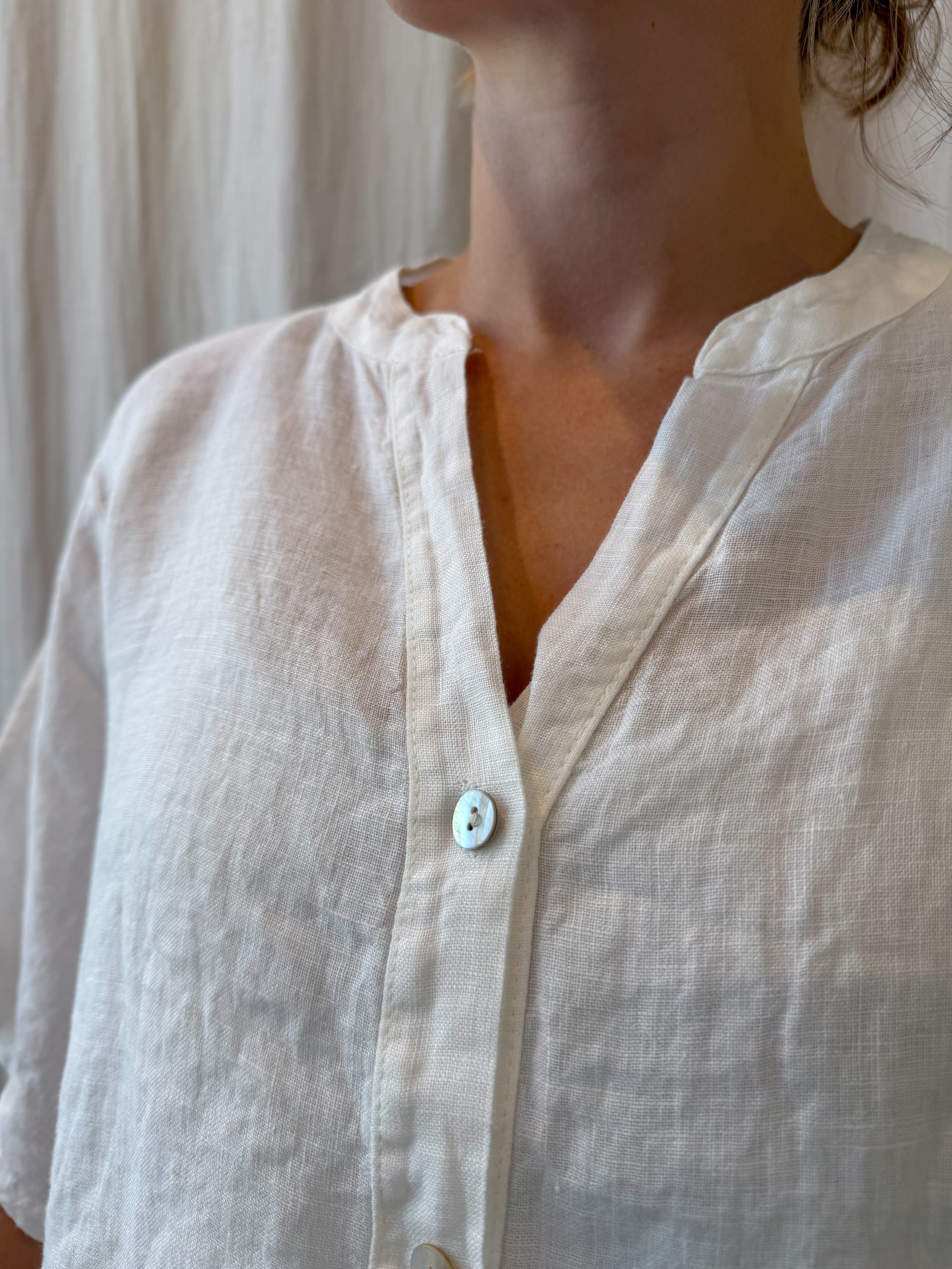 Manarola linen blouse