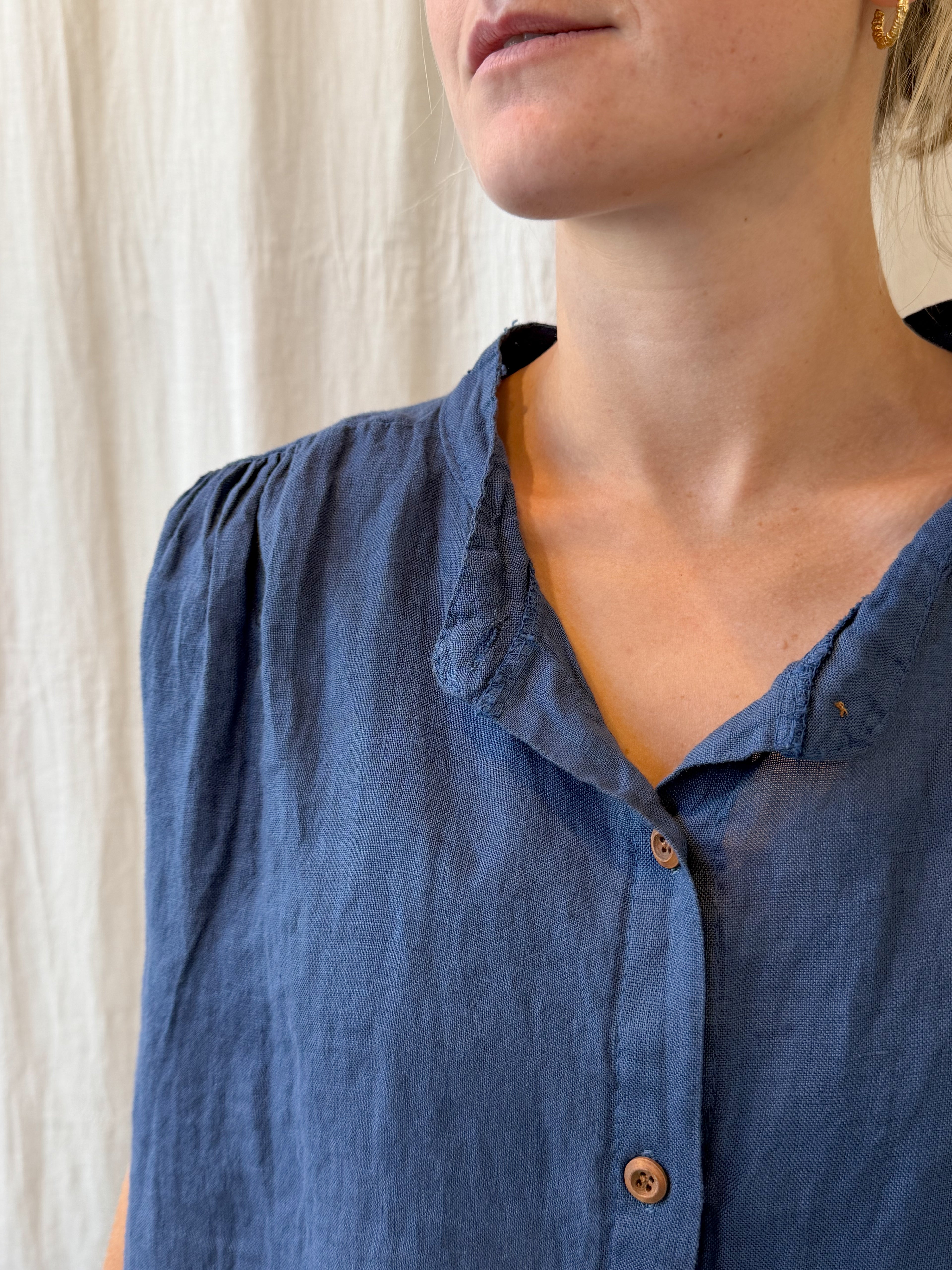 Lecce linen blouse