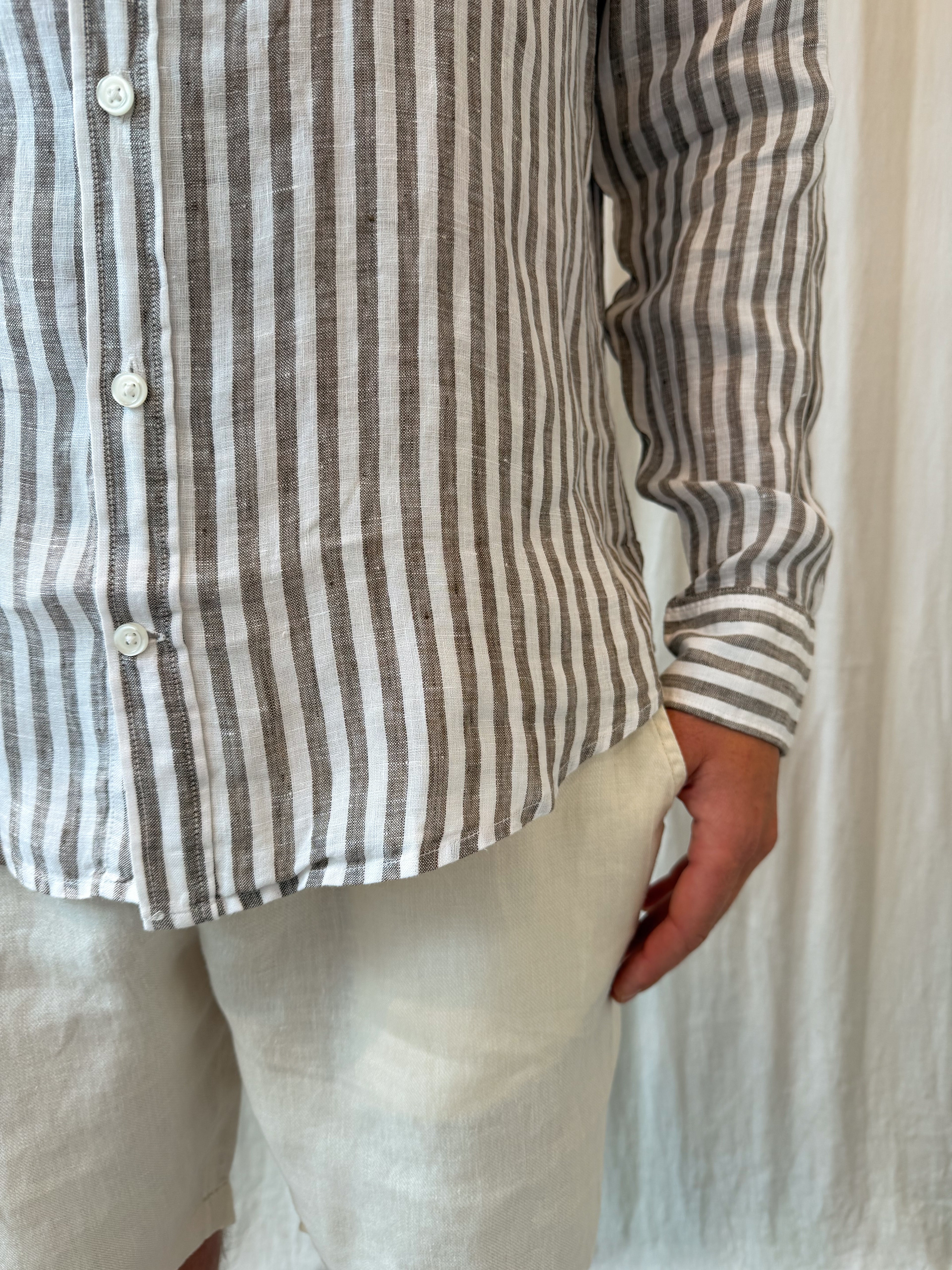 Cassis linen shirt