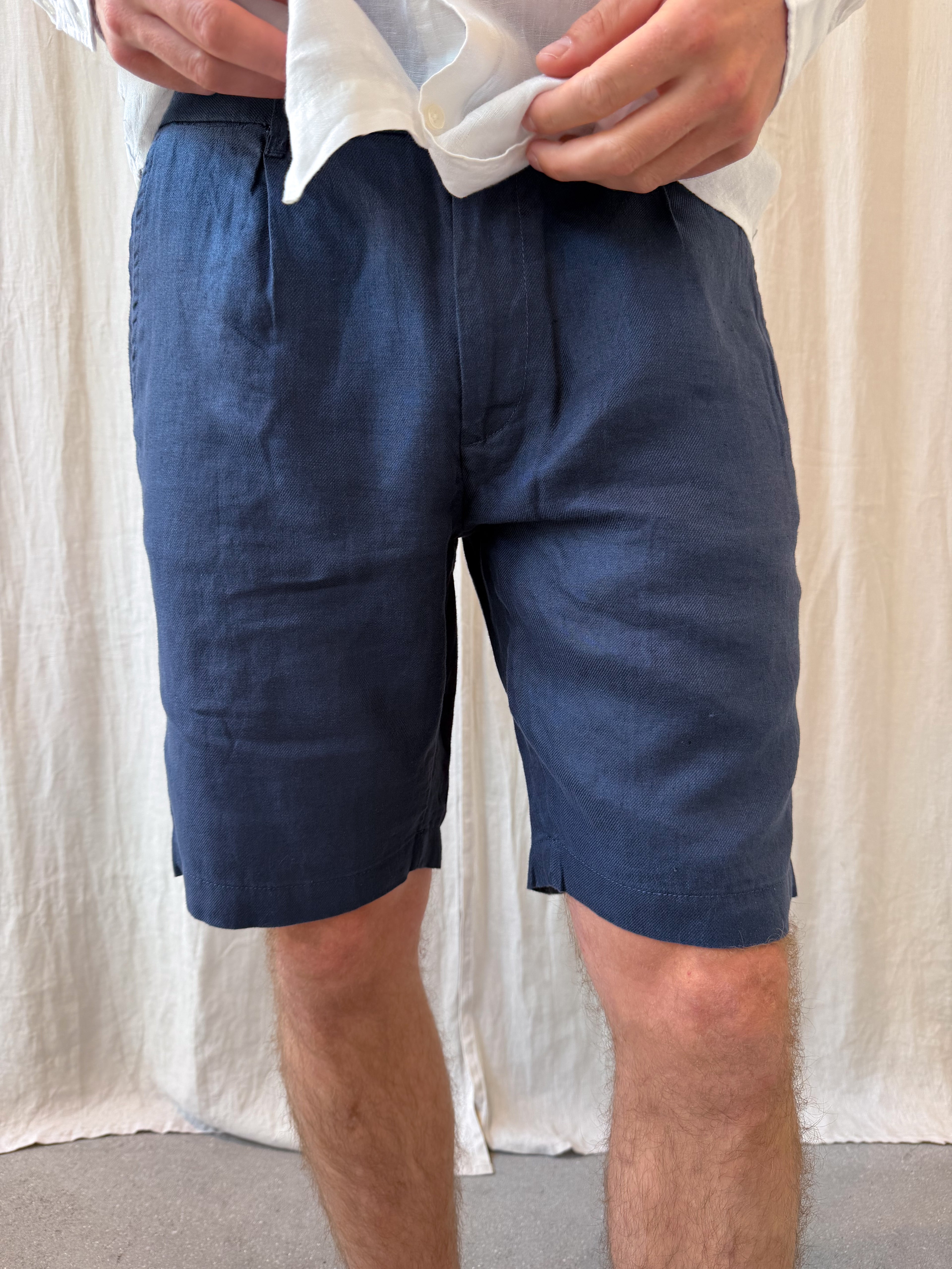 Antibes linen short