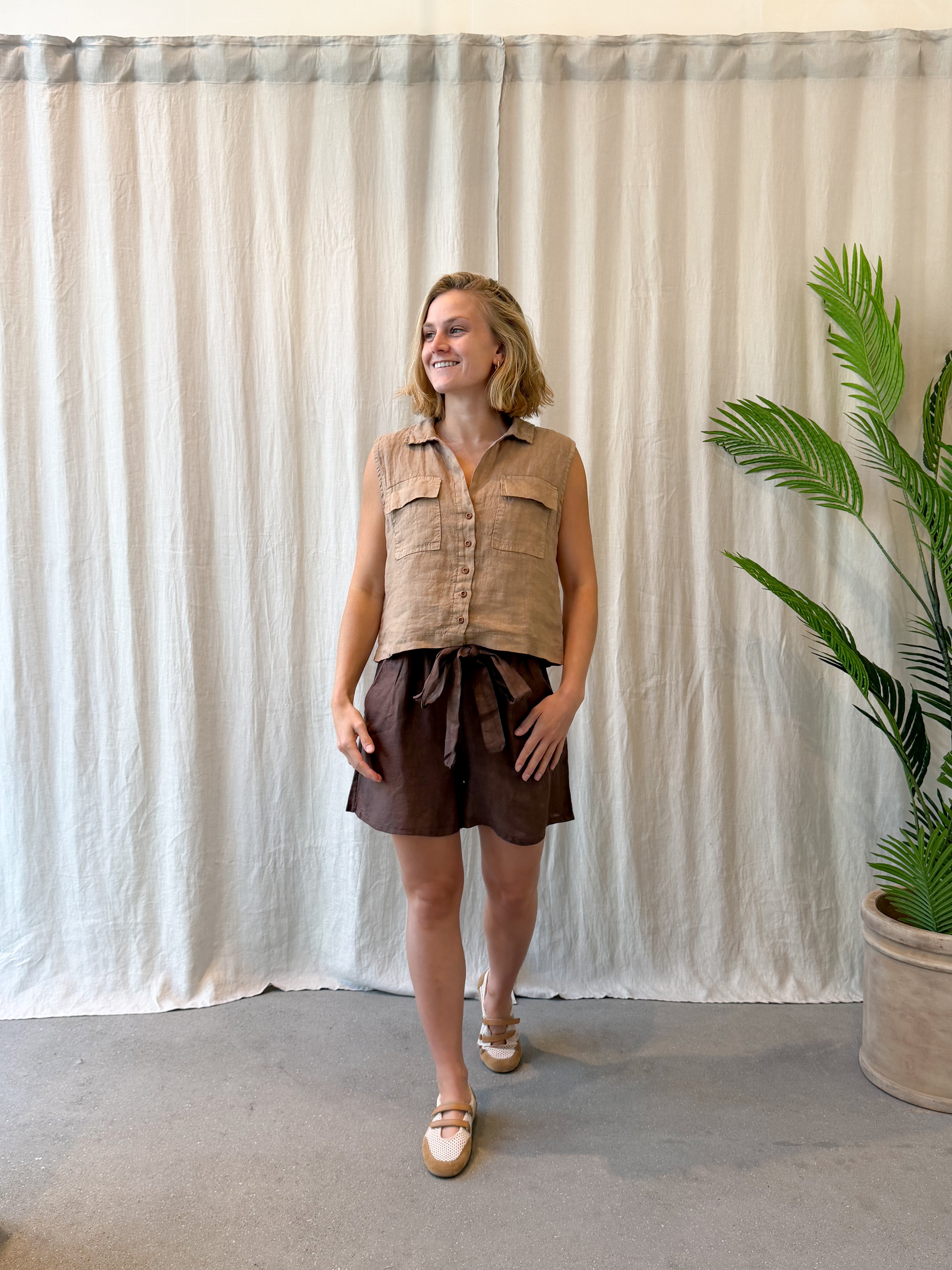 Amalfi linen short