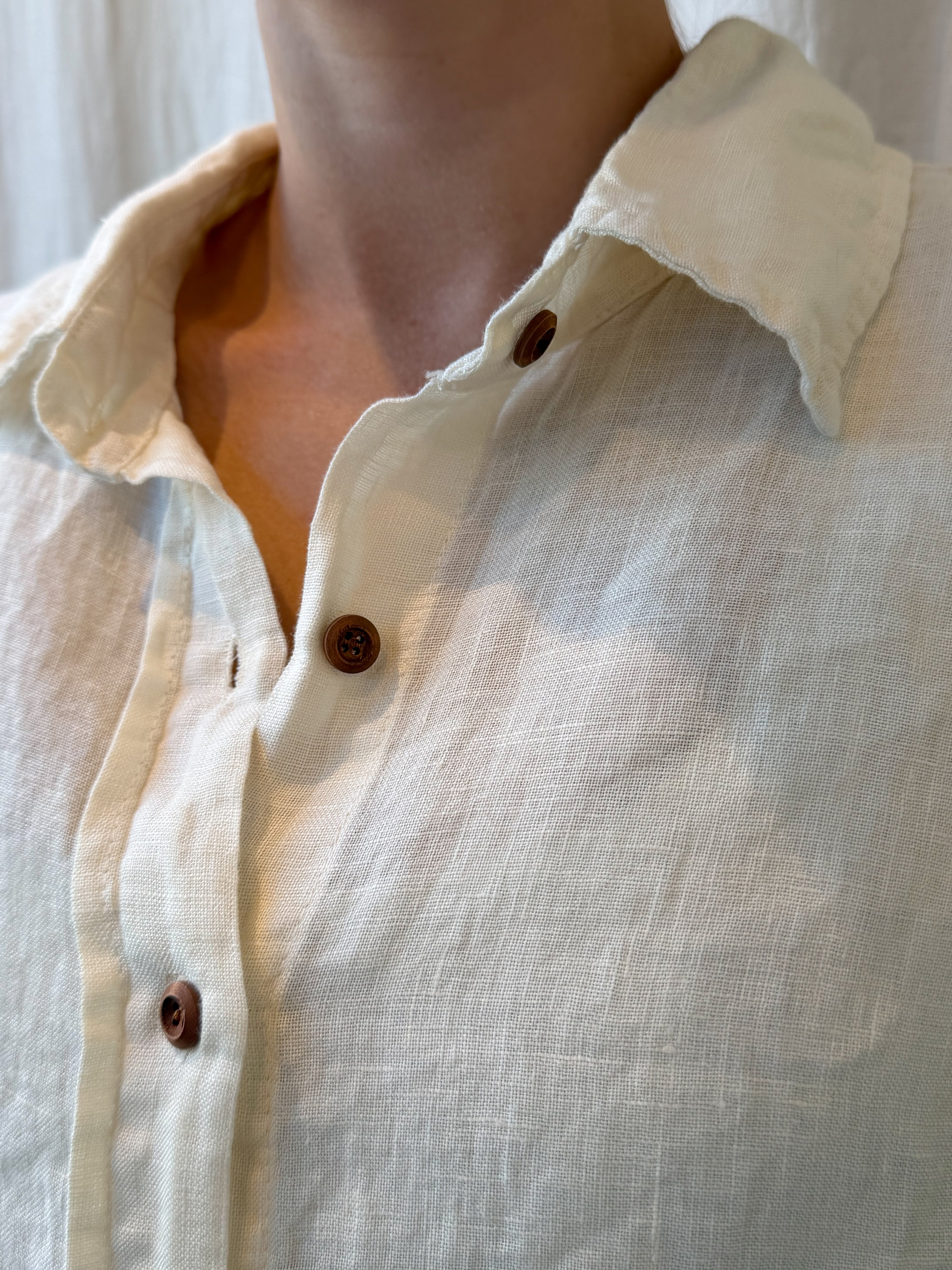 Céfalu linen blouse