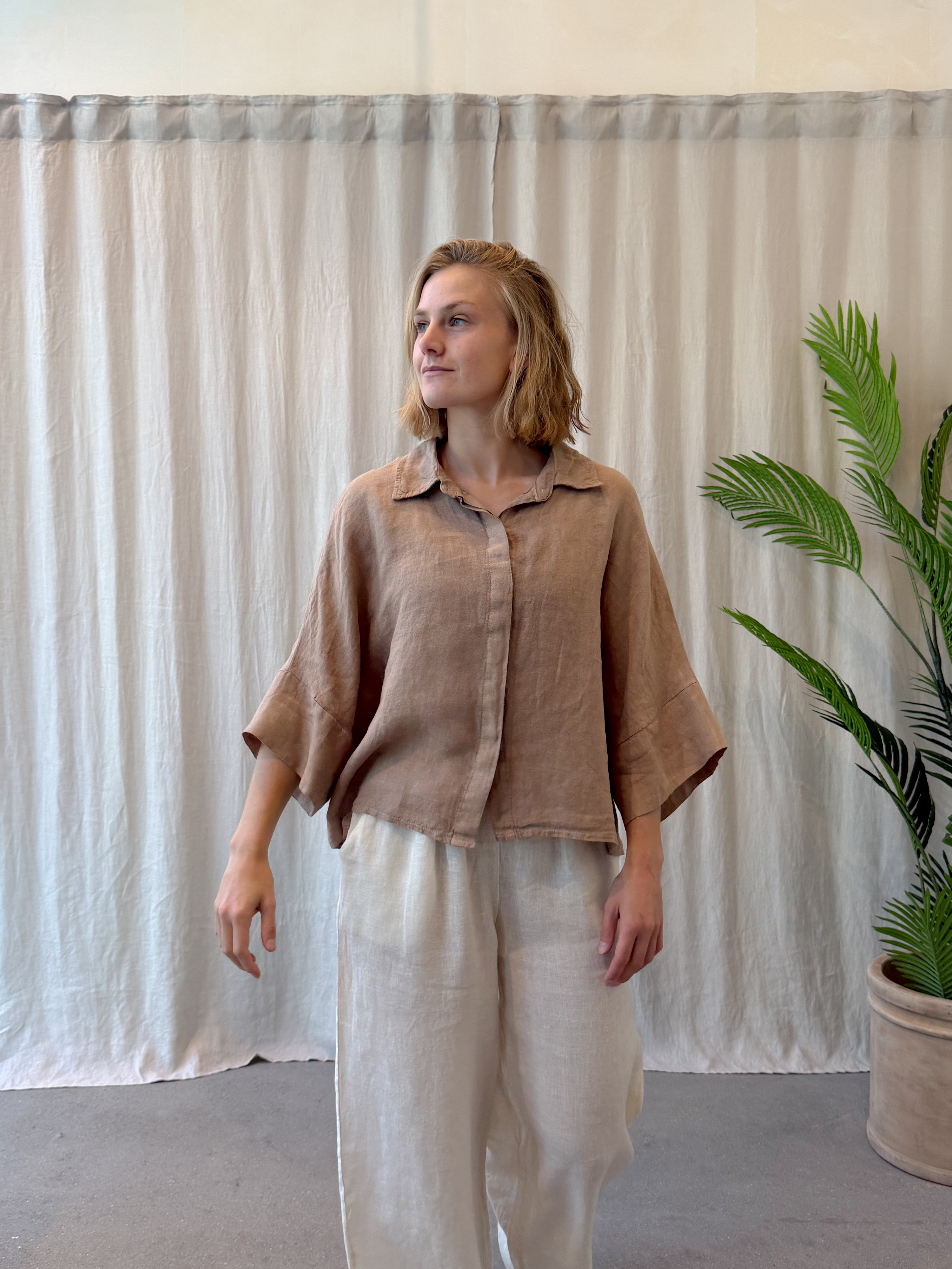 Taormina linen blouse