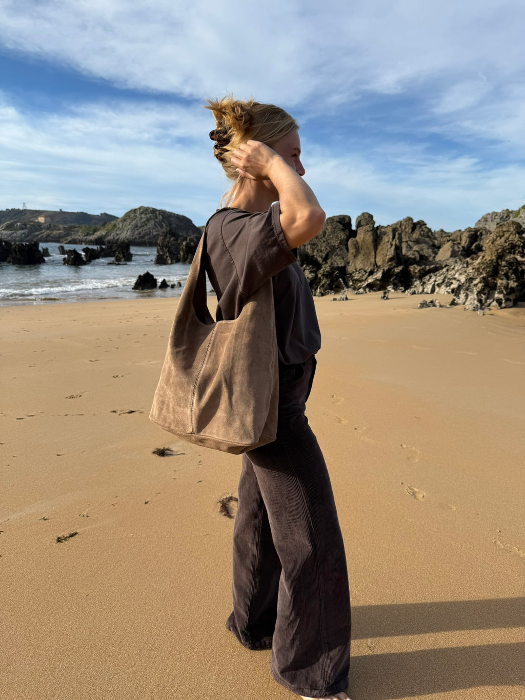Zumaia Suede Shoulder Bag